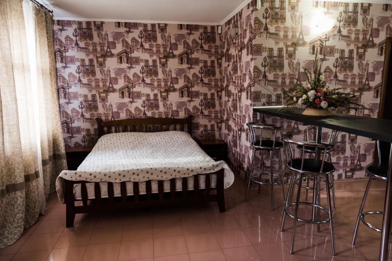 Golden Park Apartments Umanʼ Εξωτερικό φωτογραφία