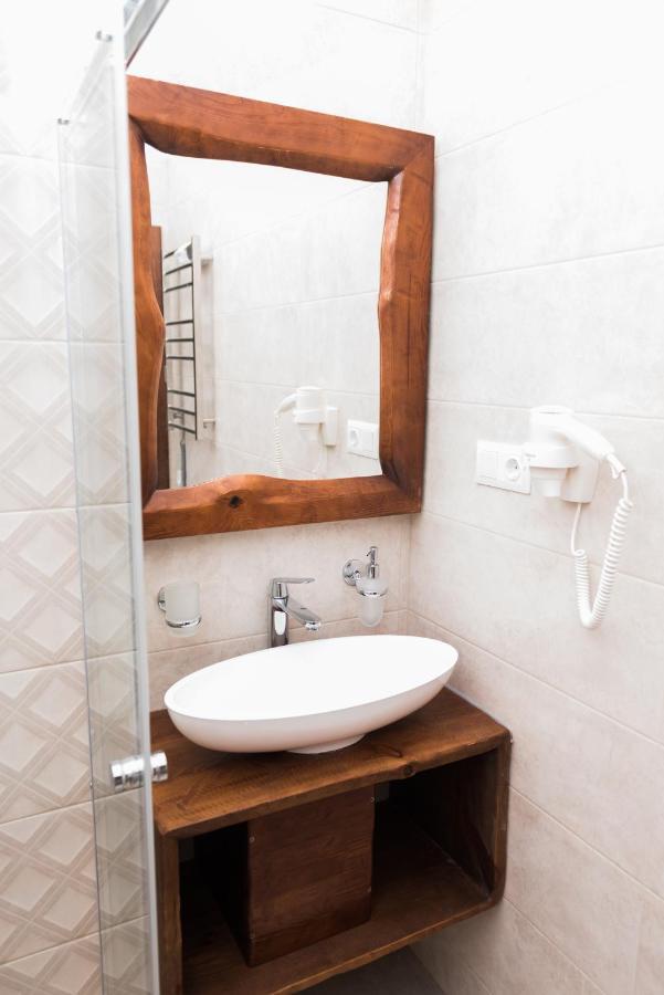 Golden Park Apartments Umanʼ Εξωτερικό φωτογραφία