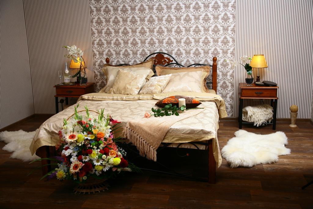 Golden Park Apartments Umanʼ Εξωτερικό φωτογραφία
