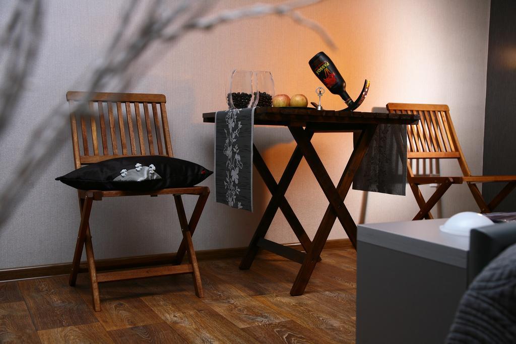 Golden Park Apartments Umanʼ Εξωτερικό φωτογραφία